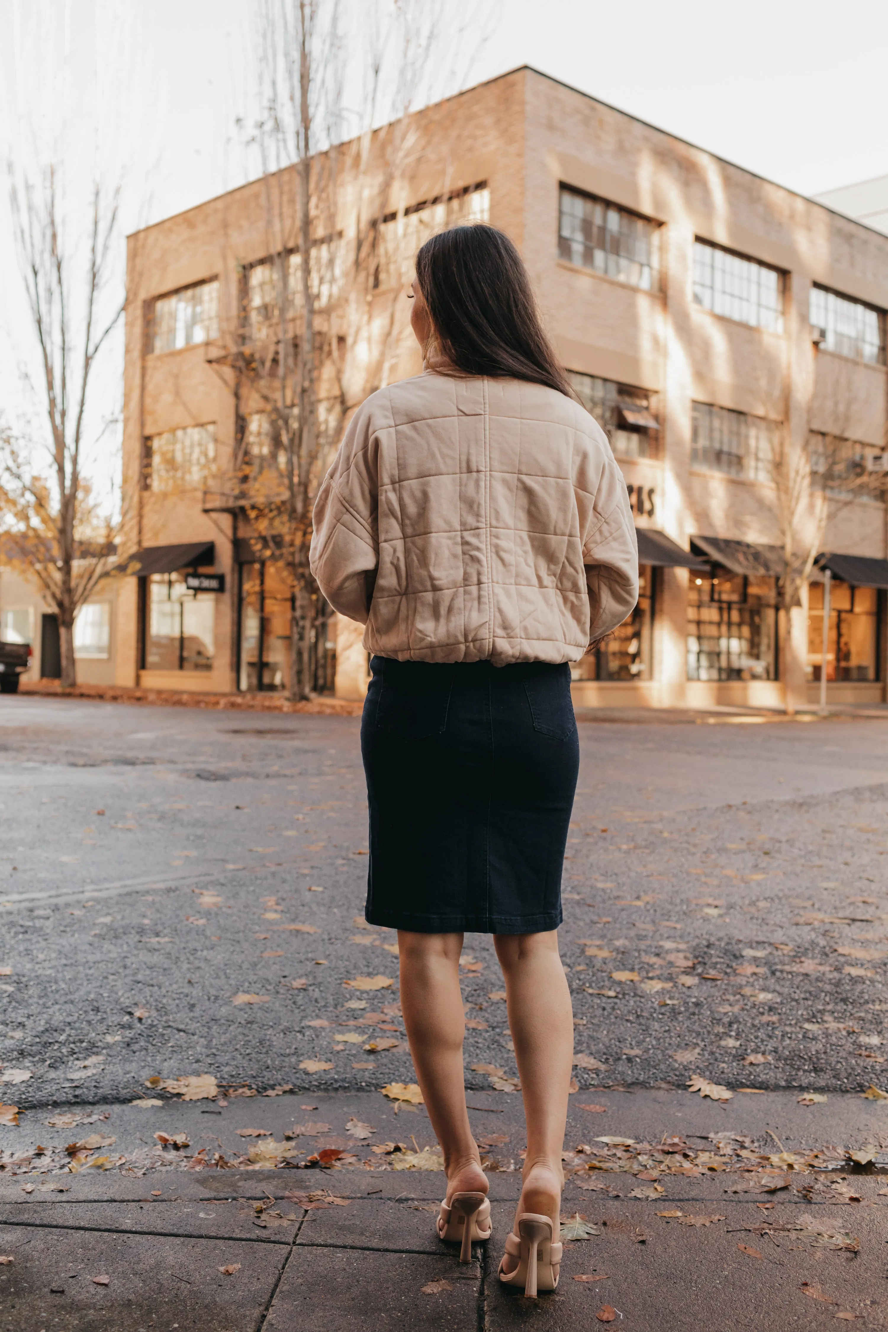 Side Button Denim Skirt in Dark Denim (Extended Sizing)