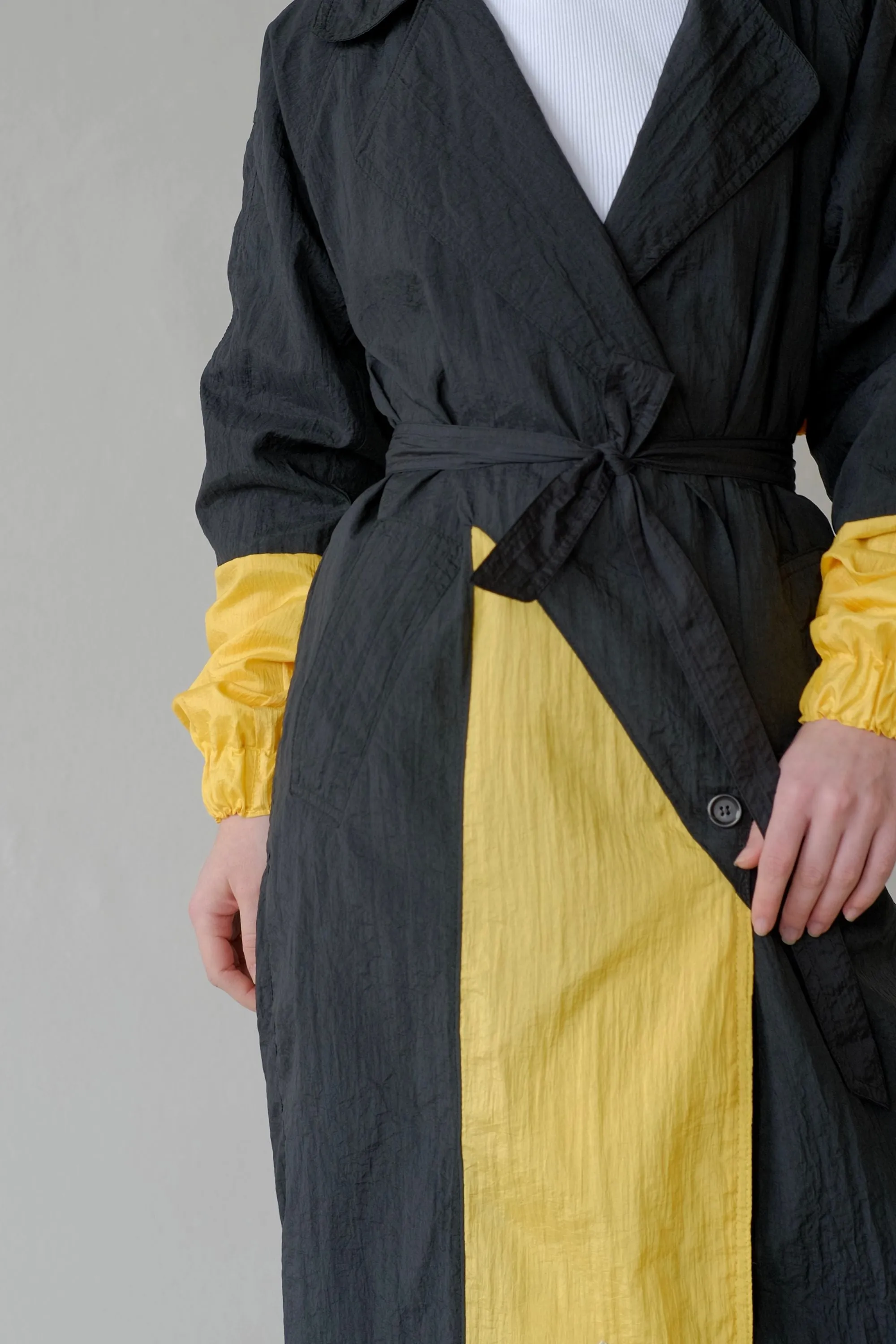 TRENCH_BLACK_YELLOW